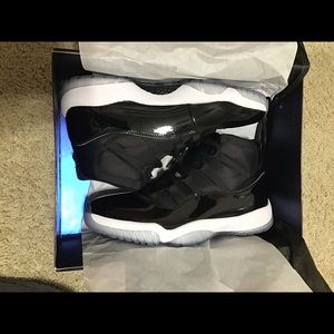 Jordan 11 Space Jam